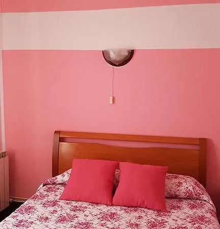 بيت ضيافة Martinez بلباو