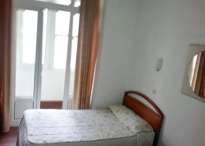 Martinez Guest house