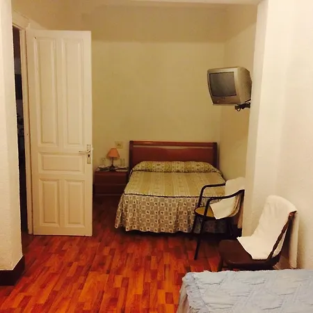 ペンションマルティネス ゲストハウス ビルバオ